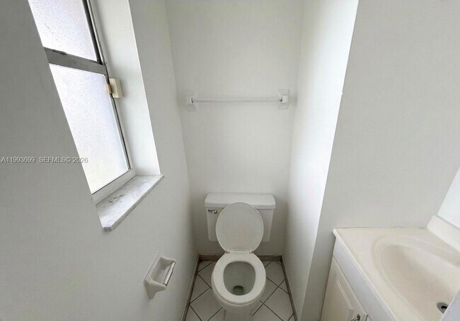 Foto del edificio - 7900 S Colony Cir
