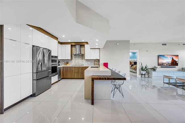 Foto del edificio - 19900 E Country Club Dr