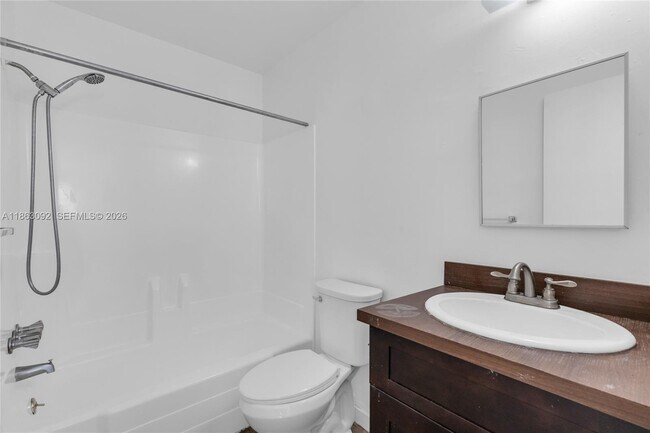 Foto del edificio - 1451 NW 19th St