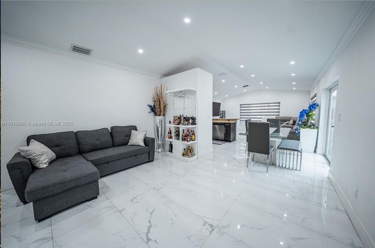 Foto principal - 17404 SW 142nd Pl