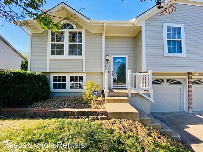 Building Photo - 3 br, 2 bath House - 2513 SE Winchester Drive