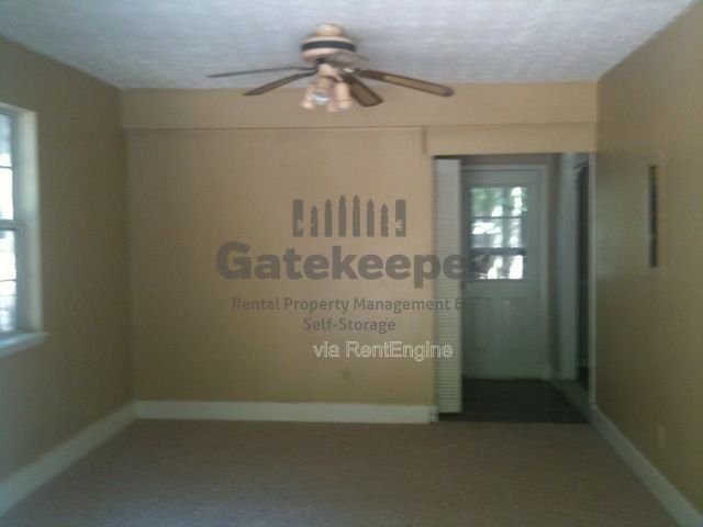 Building Photo - 101 Autumn Leaf