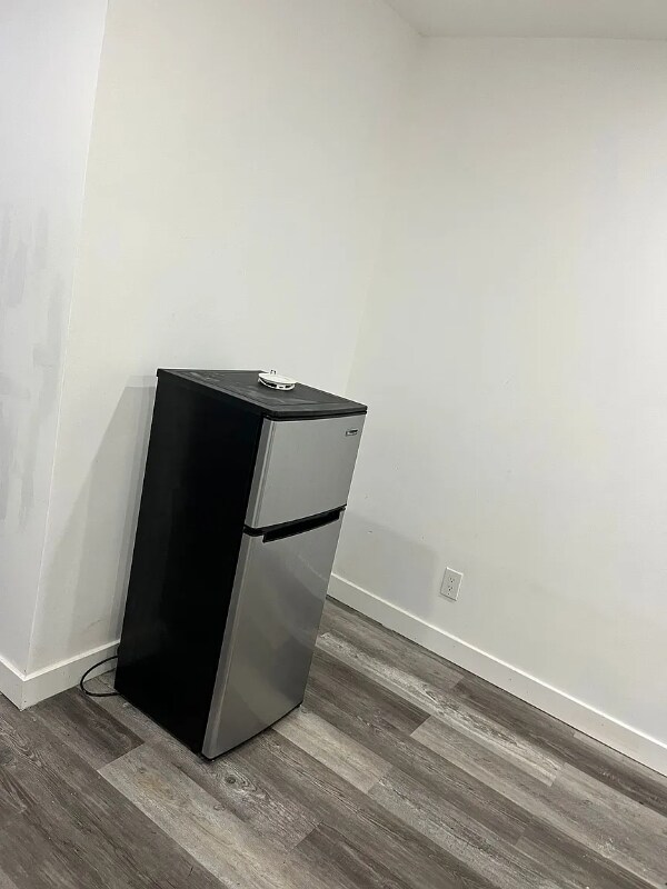 Foto del edificio - 6640 Evergreen Dr