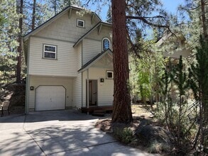Building Photo - 1144 NW Stannium Rd