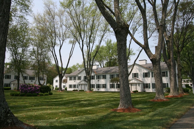 Building Photo - 40 Worthen Rd E