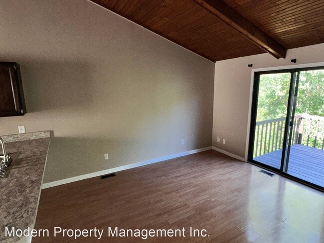 Building Photo - 2 br, 1.5 bath House - 3976 Lauren Way