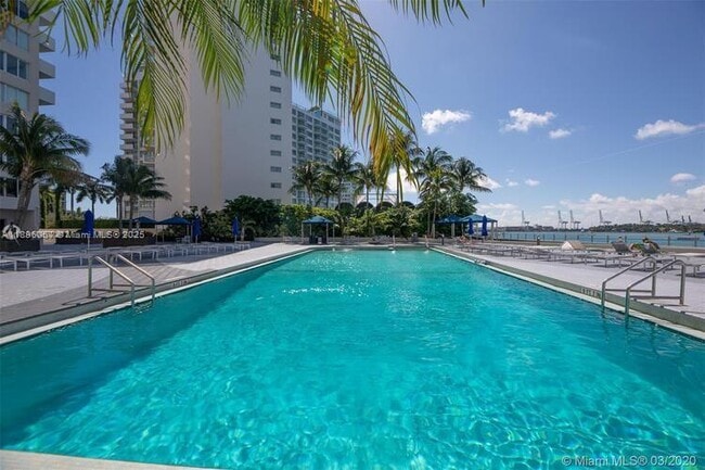 Foto del edificio - 1200 West Ave