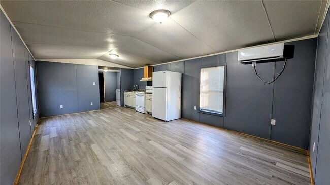 Foto del edificio - 17726 Rio Bravo Blvd