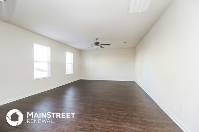 Building Photo - 2614 Stinger Dr