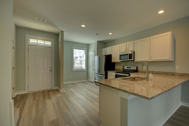 Foto del edificio - Beachside Village Townhomes: 3 bedroom 3.5...