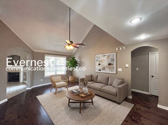 Foto del edificio - 4 Bed/2.5 Bath Home with Garage / Pet-Friendly / Vouchers Accepted / Available Now!