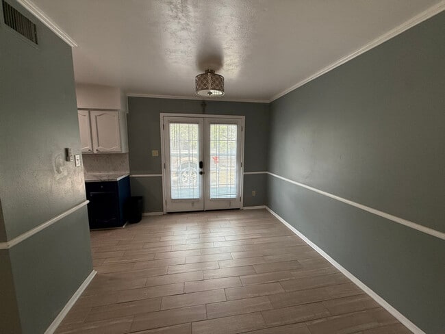 Foto del edificio - 130 Mimosa Pl