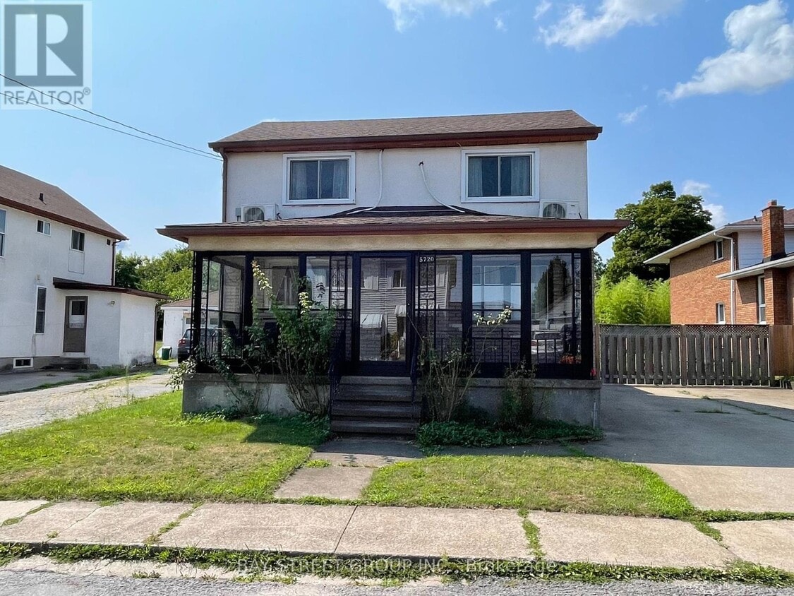 Photo principale - 5720 Peer St