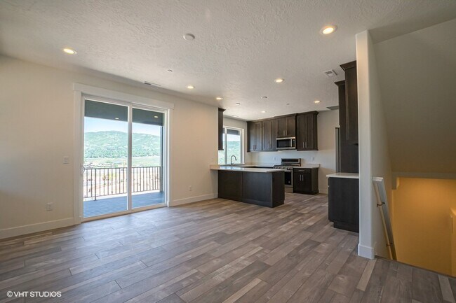 Foto del edificio - 3208 Quarry Springs Dr