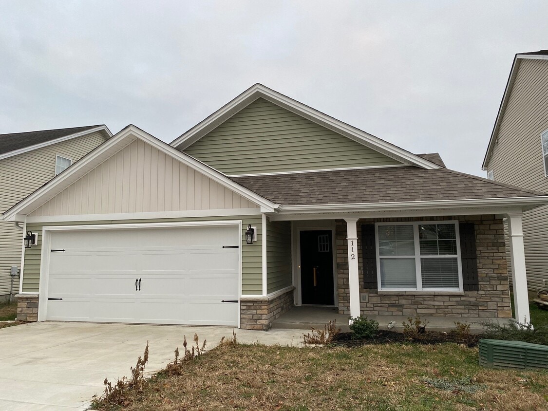 Photo - 112 Robert M Green Blvd (Frankfort, KY)