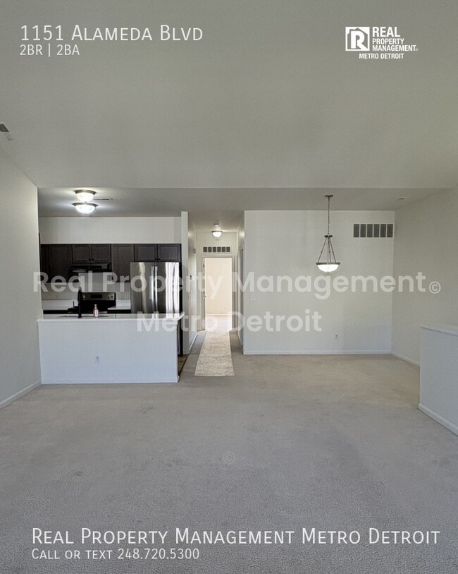 Foto del edificio - 1151 Alameda Blvd