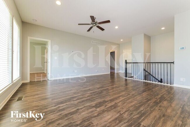 Foto del edificio - 10913 Highview Rd