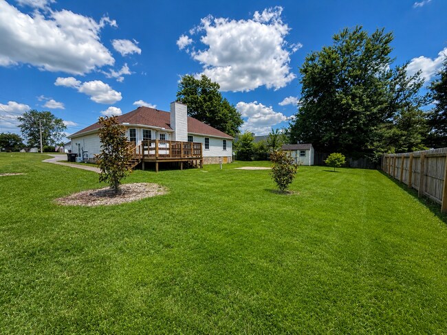 Building Photo - Charming 3BR/2BA Home in Greenbrier