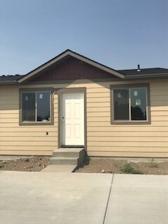 Building Photo - 13902 W Bergen Dr