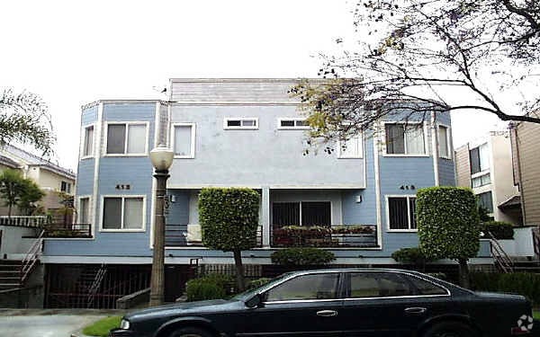Building Photo - 413-415 N Jackson St
