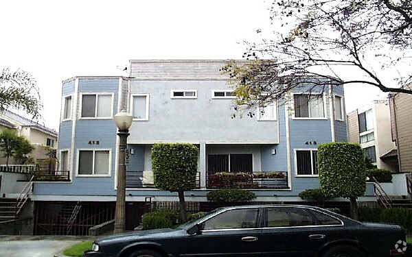 Foto del edificio - 413-415 N Jackson St