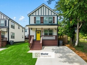 Building Photo - 214 Averill St