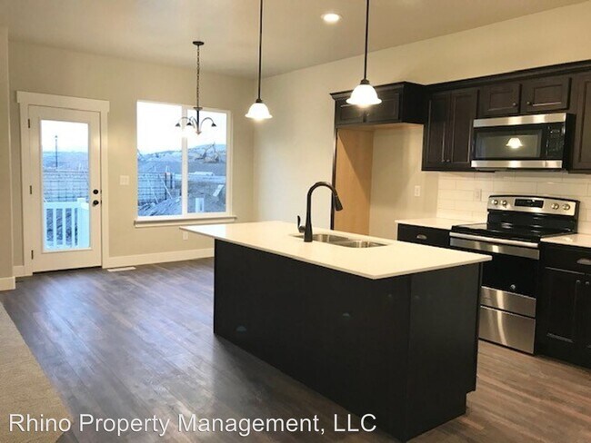 Building Photo - 4 br, 2.5 bath House - 249 N Eagle Wood Drive
