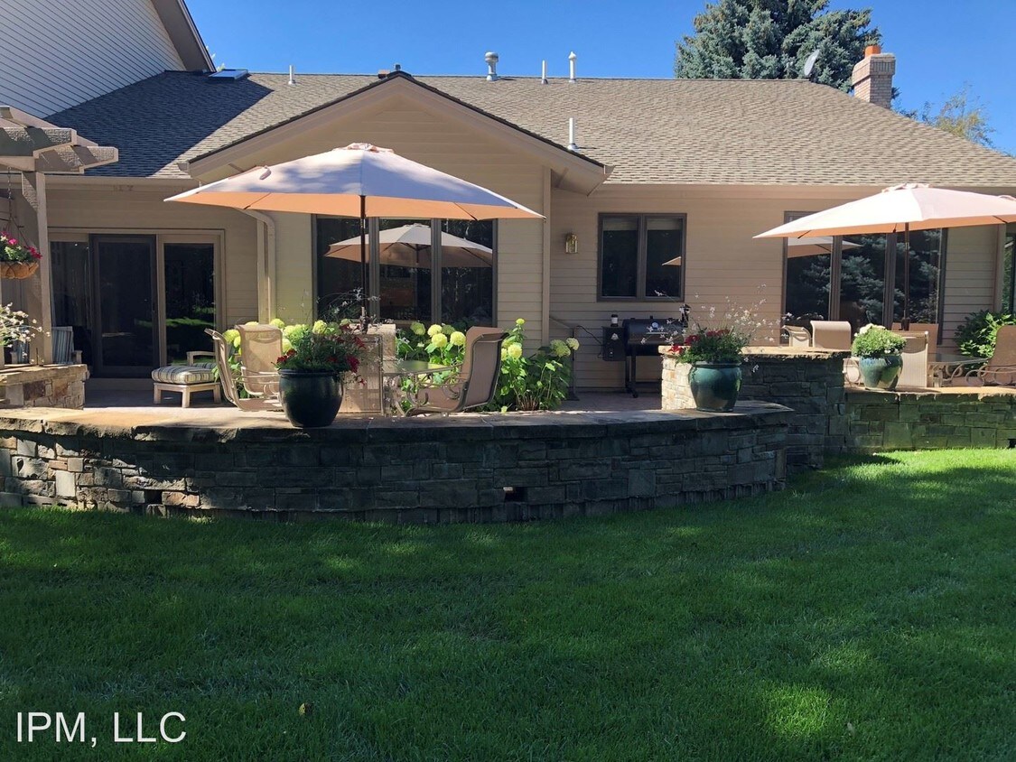 Primary Photo - 2 br, 2 bath House - 5D Gallatin Drive