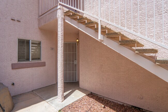 Foto del edificio - 4555 E Sahara Ave