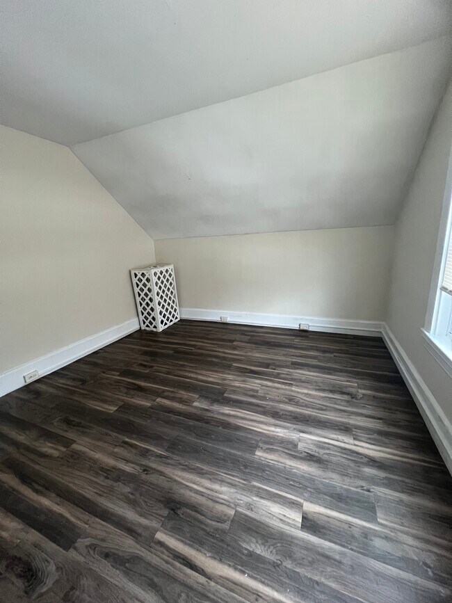 Foto del edificio - 903 Centre St