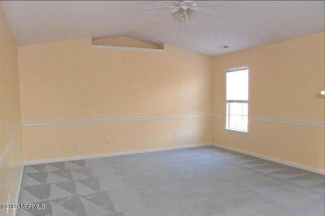 Building Photo - Wonderful 3 Bedroom Home-437 Boysenberry