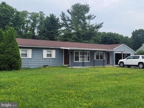 Building Photo - 2327 Ritner Hwy