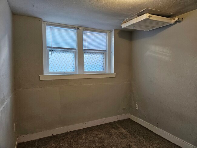 Foto del edificio - 2910 James Ave S