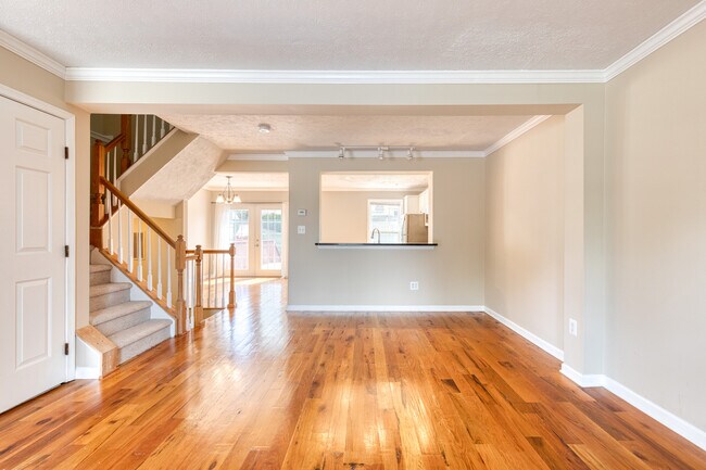 Foto del edificio - 490 Crestridge Way