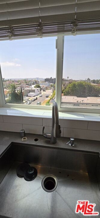Foto del edificio - 1215 S Bedford St