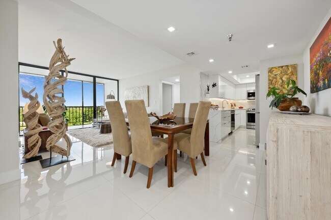 Building Photo - 6815  Willow Wood Drive 4083 Boca Raton Fl...