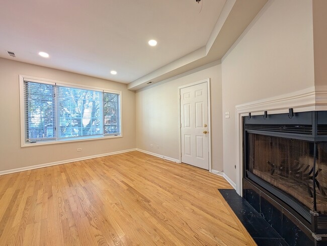 Foto del edificio - 1547 W Walton St