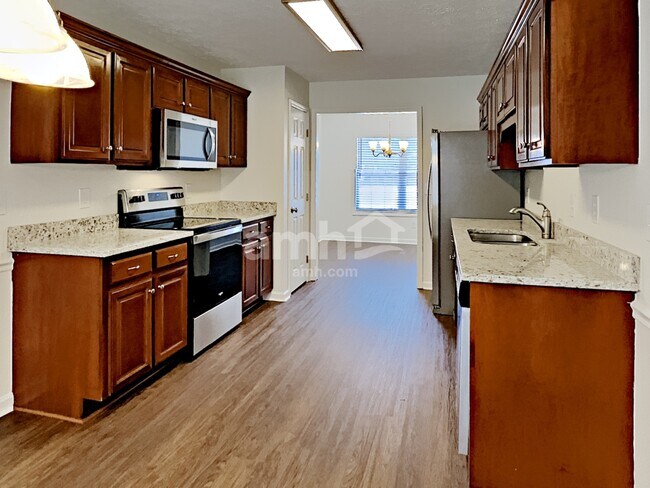 Foto del edificio - 6027 Nautical St