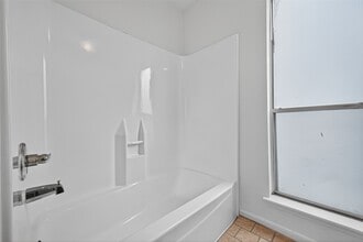 Building Photo - 1917 Trixie Ln