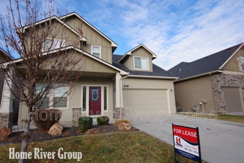 Primary Photo - 9718 W Montebello Dr