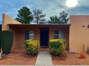 Building Photo - 130 Castle Rock Rd