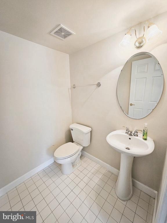 Foto del edificio - 13117 Tannery Ridge Dr