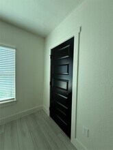 Building Photo - 2814 Truxillo St