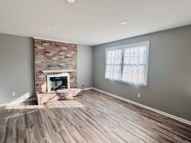 Foto del edificio - Spacious 4-bedroom, 2.5-bath home in Virginia Beach