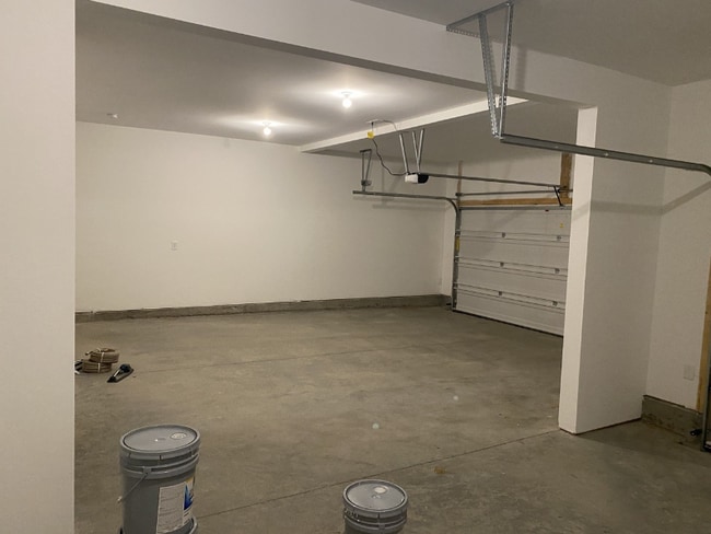 Foto del edificio - 4001 Jacobcrest Dr