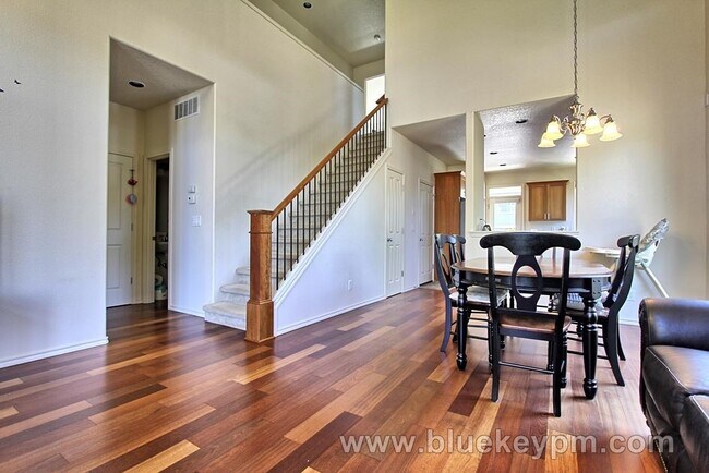 Foto del edificio - North Bethany Home, 4 Bed 2.5 Bath near PCC Rock Creek and Springville Elem School