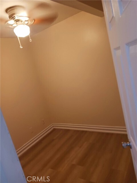 Foto del edificio - 687 Karesh Ave