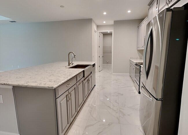 Foto del edificio - 3111 Agostino Terrace