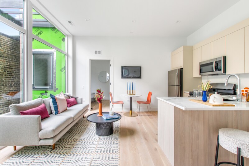 Foto principal - 4410 N Clark St