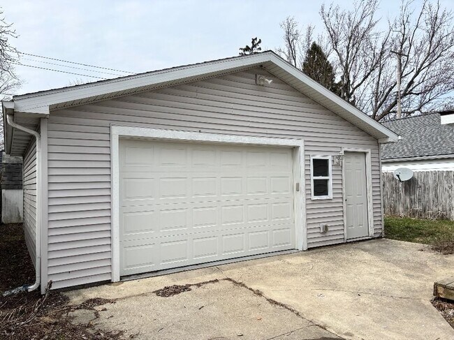 Foto del edificio - 3716 Homewood Ave